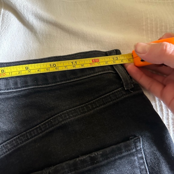 Agolde Riley High Rise Cropped Jean - Picture 3 of 7